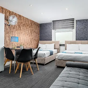  Apartment Whitechapel Grand
