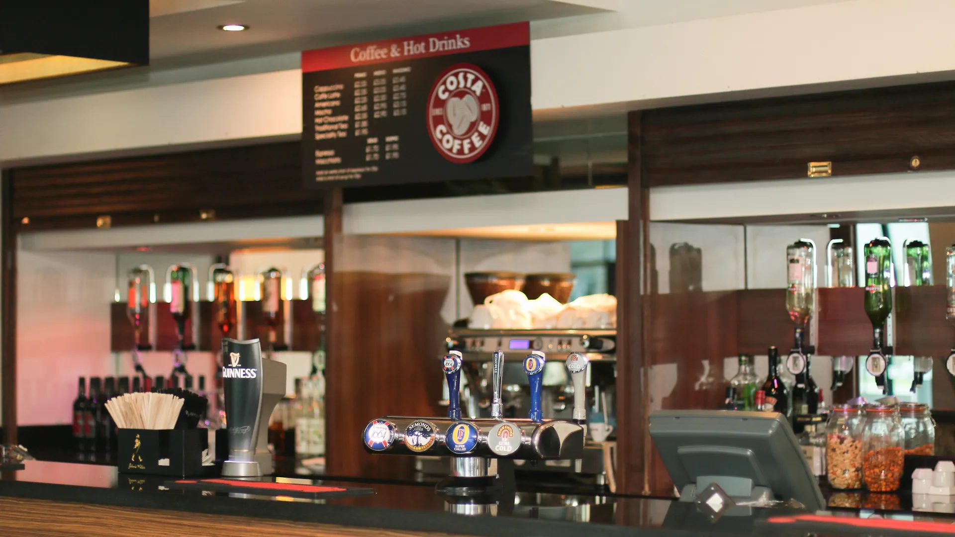 Holiday Inn Express London Heathrow T5 By Ihg Slough Hotel