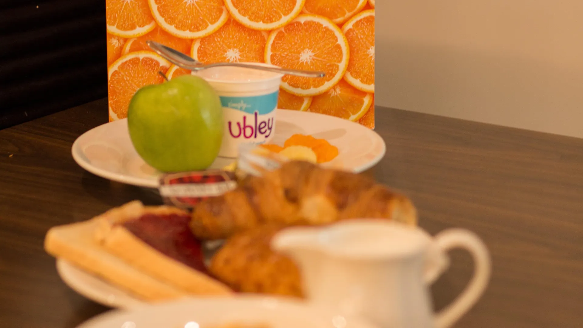 Holiday Inn Express London Heathrow T5 By Ihg Slough 3*,