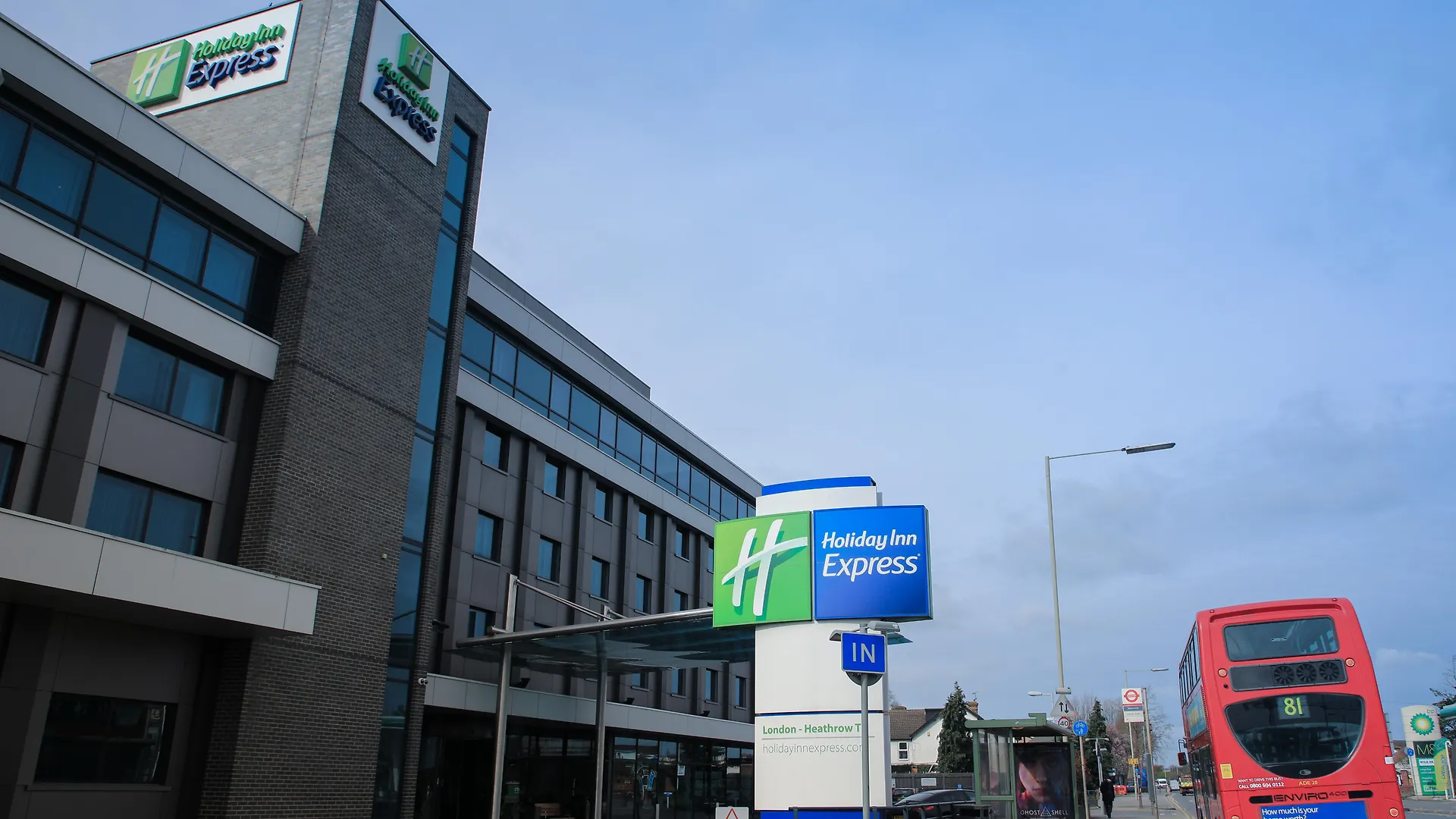 Holiday Inn Express London Heathrow T5 By Ihg Slough