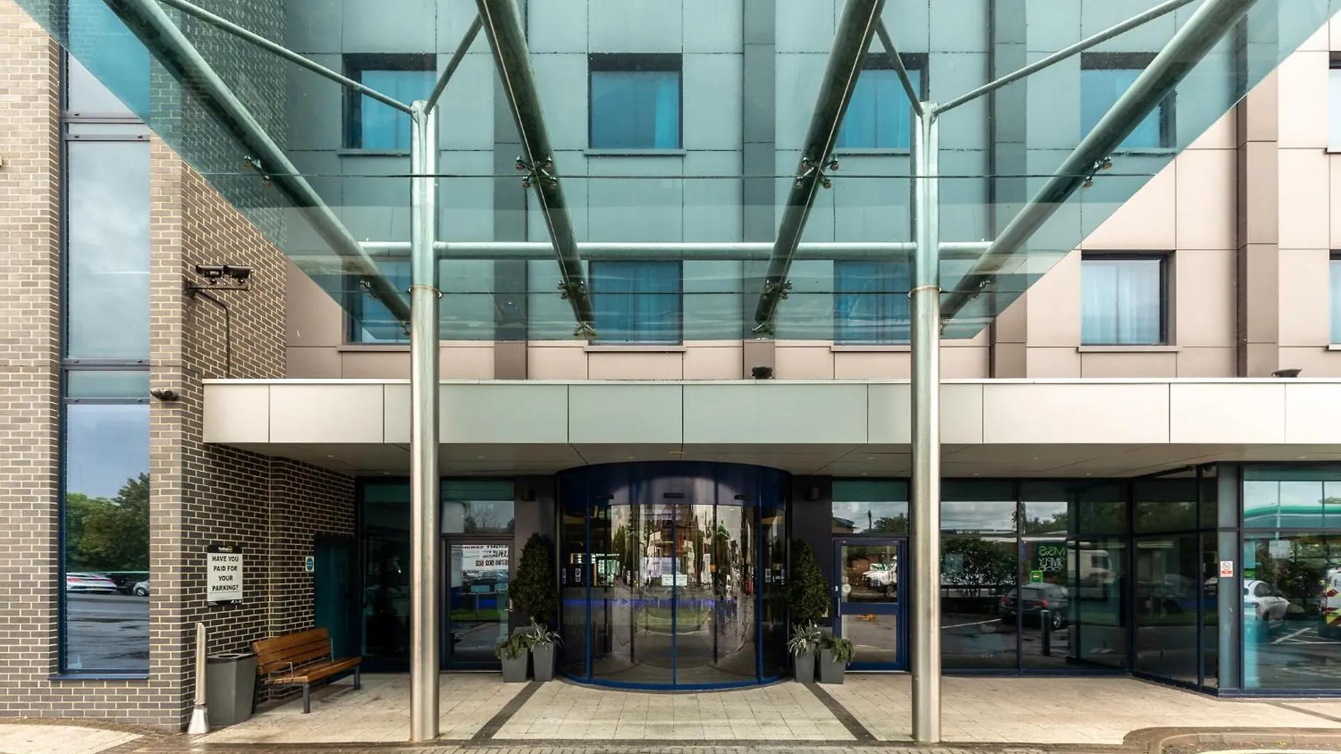 *** Hotel Holiday Inn Express London Heathrow T5 By Ihg Slough United Kingdom