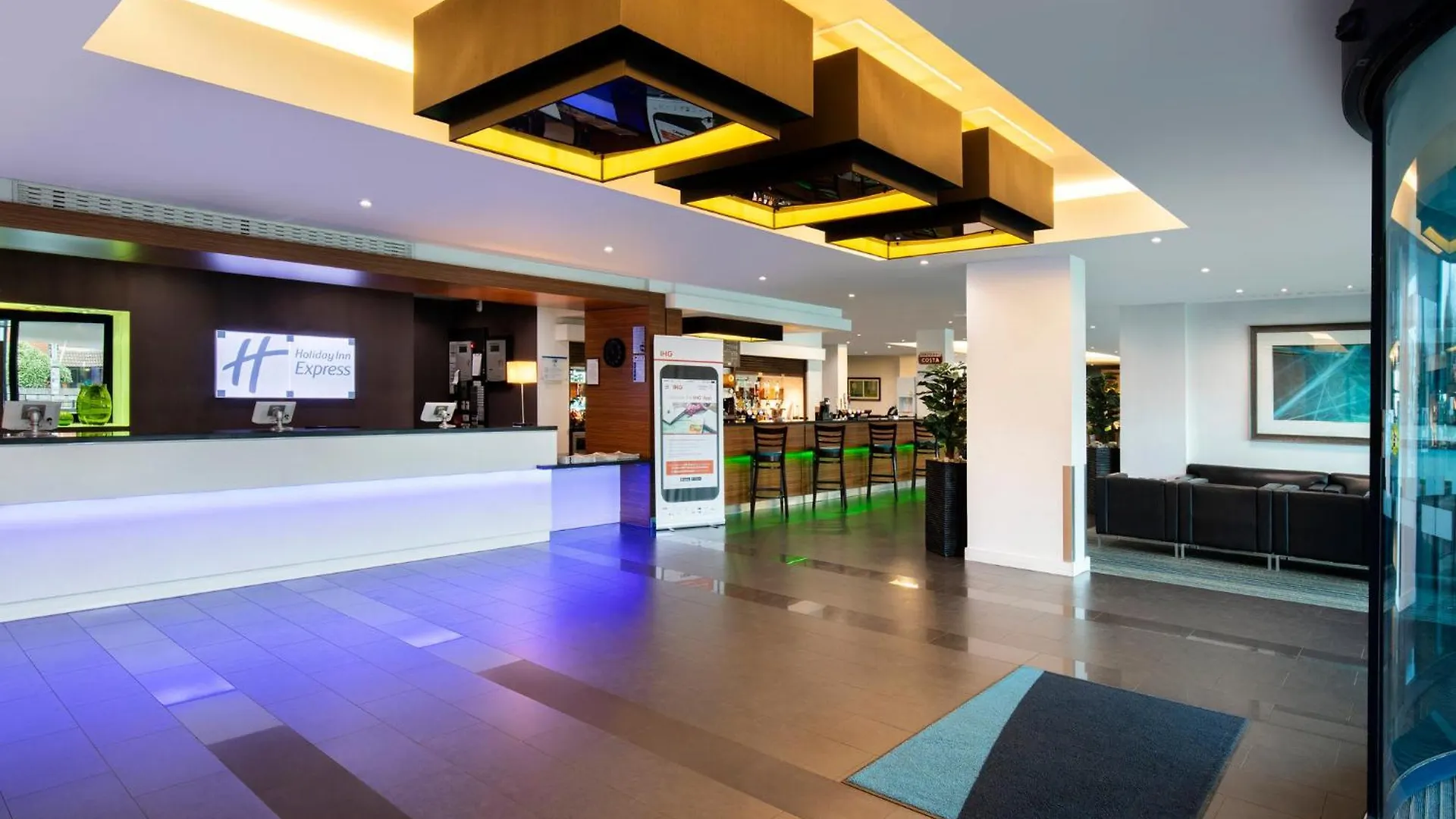 Hotel Holiday Inn Express London Heathrow T5 By Ihg Slough