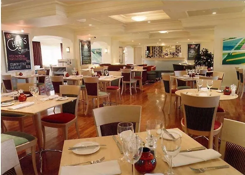Holiday Inn Express London Heathrow T5 By Ihg Slough
